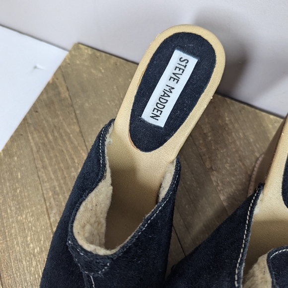 Steve Madden Suede Shearling Clogs Size 7.5 Black Leather Studded Wedge Platform - Picture 6 of 12